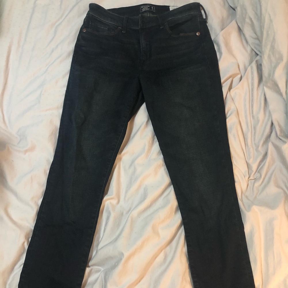 Abercrombie and Fitch jeans size 28